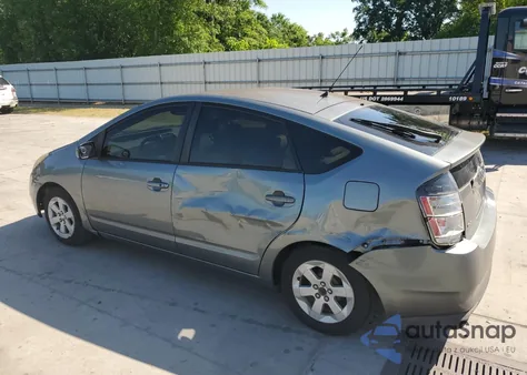 2004 Toyota Prius from USA, damaged, VIN JTDKB20U640097079